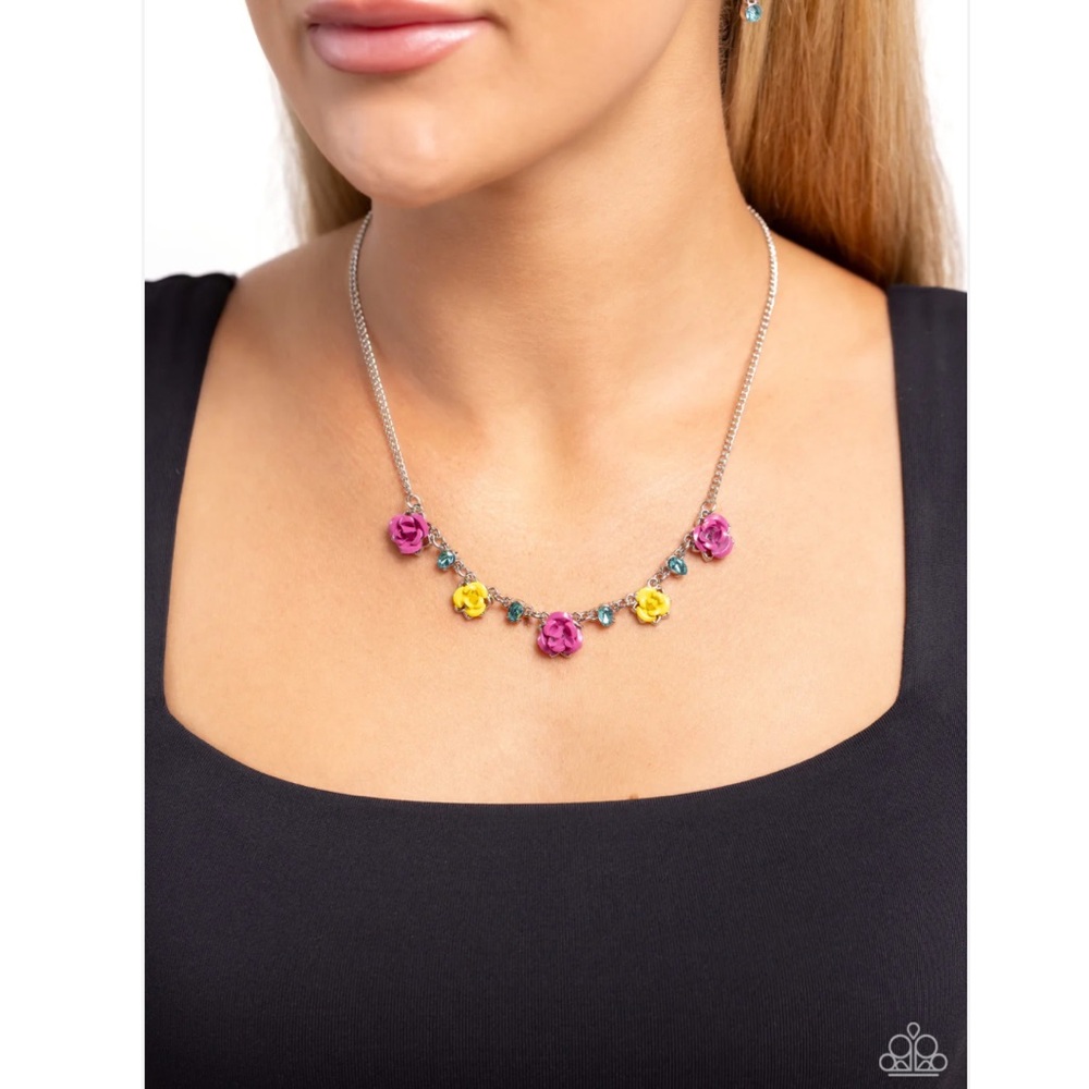 🌹🌺🌹 “STRIKE A ROSE” PINK NECKLACE WITH FREE EARRINGS ~ PAPARAZZI❗️ 🌹🌺🌹 - Picture 2 of 6